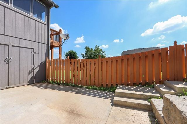 20067 W 108th Terrace, Olathe, KS 66061