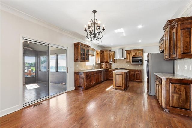 20067 W 108th Terrace, Olathe, KS 66061