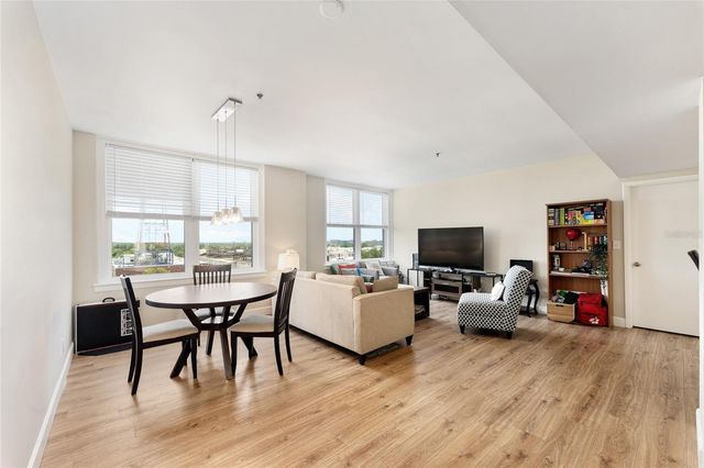 408 W UNIVERSITY AVENUE 7B, Gainesville, FL 32601