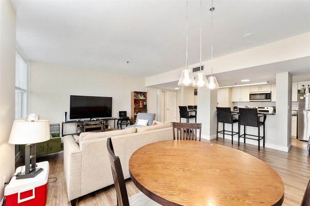 408 W UNIVERSITY AVENUE 7B, Gainesville, FL 32601