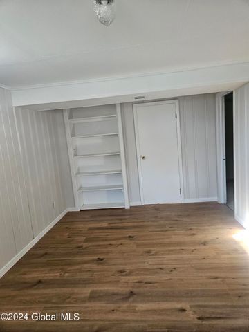 2315 Spruce Dr, Valatie, NY 12184