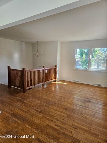 2315 Spruce Dr, Valatie, NY 12184