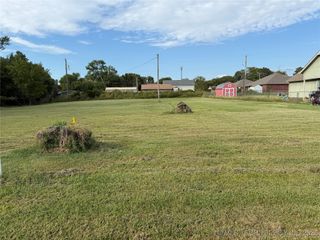 417 E Dogwood Street, Coweta, OK 74429