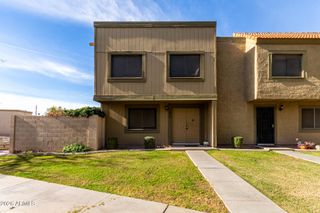 1011 E REDFIELD Road, Tempe, AZ 85283