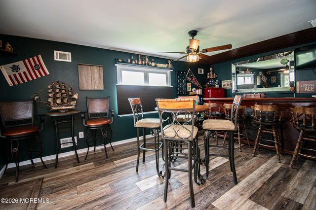 1220 Neptune Avenue, Beachwood, NJ 08722