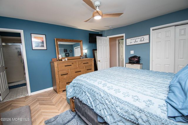 1220 Neptune Avenue, Beachwood, NJ 08722