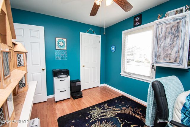 1220 Neptune Avenue, Beachwood, NJ 08722