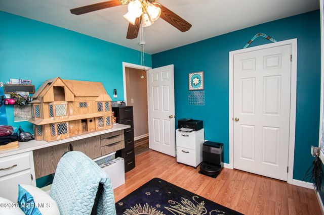 1220 Neptune Avenue, Beachwood, NJ 08722