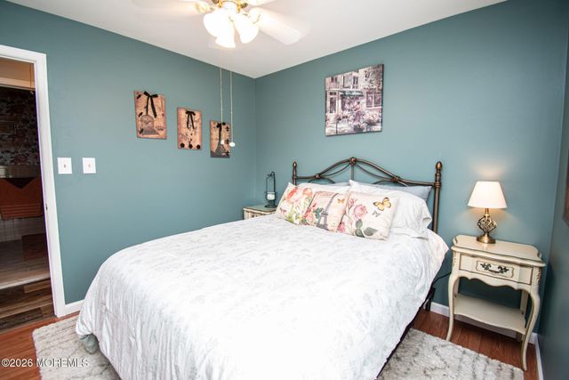 1220 Neptune Avenue, Beachwood, NJ 08722