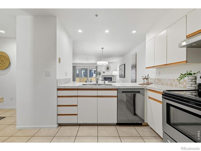 2938 Kalmia Avenue 17, Boulder, CO 80301