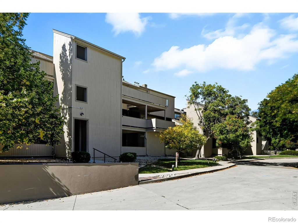 2938 Kalmia Avenue 17, Boulder, CO 80301