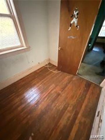 4146 Labadie Avenue, St Louis, MO 63115