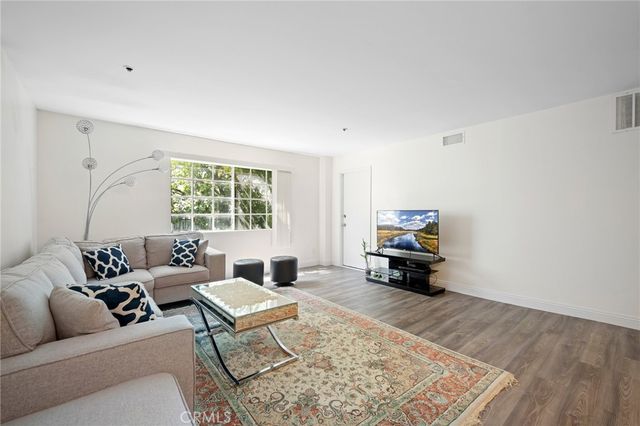 138 S Adams Street 2, Glendale, CA 91205