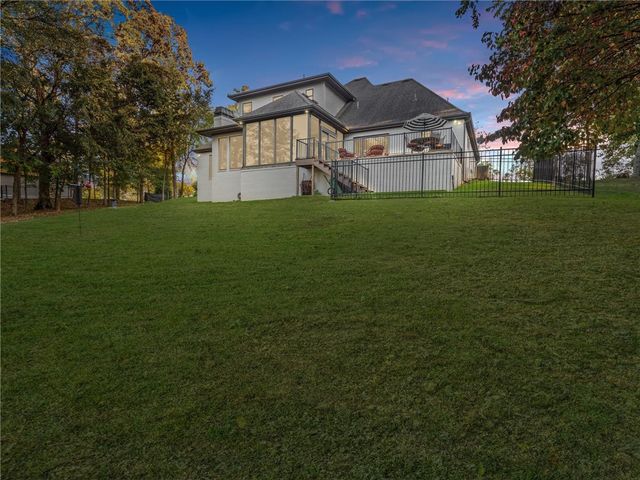 10625 Bluewater Passage, Rogers, AR 72756