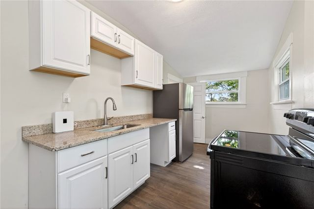 420 Lorenz Avenue, Dayton, OH 45417