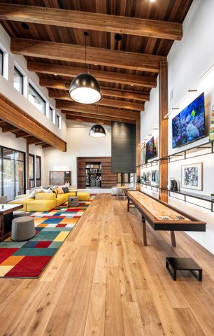 56457 Elk Run Drive 33, Bend, OR 97707