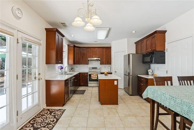 2835 Olde Town Park Drive, Norcross, GA 30071