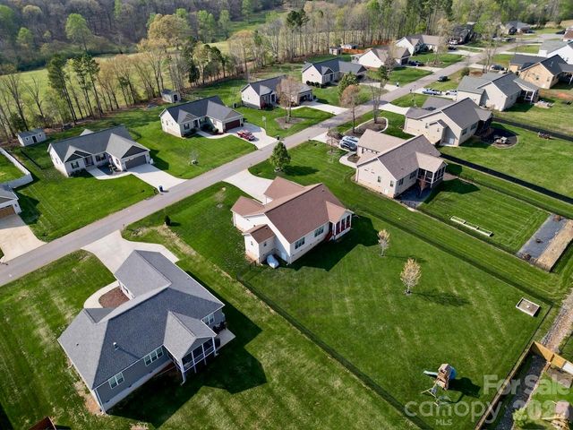156 Greythorn Drive, Statesville, NC 28625