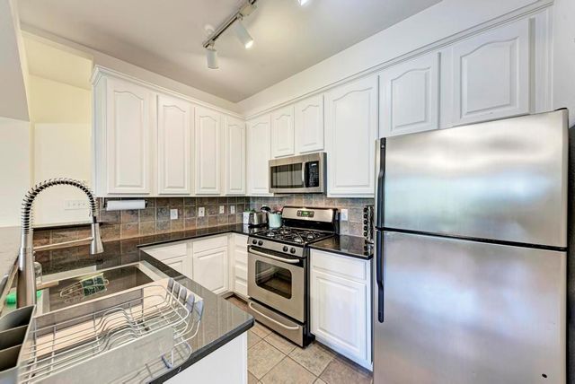 9525 N Capital Of Texas Highway 635, Austin, TX 78759