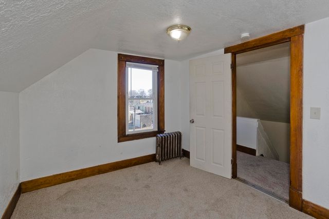 24 Morrell St, Springfield, MA 01104