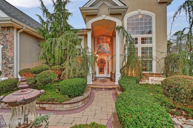 38 Park Ridge Way, Jackson, NJ 08527