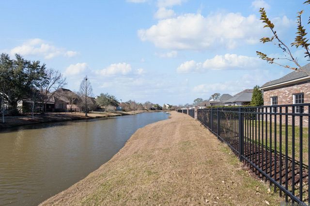 3108 Veranda Lakes Dr, Saint George, LA 70810