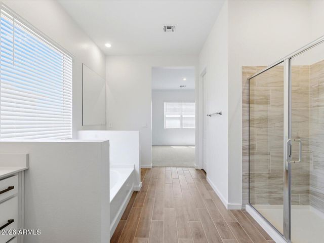 17686 W COLLEGE Drive, Goodyear, AZ 85395