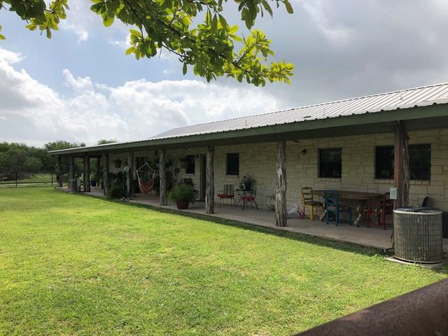 2133 Lawson St, Del Rio, TX 78840