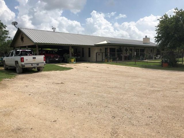 2133 Lawson St, Del Rio, TX 78840