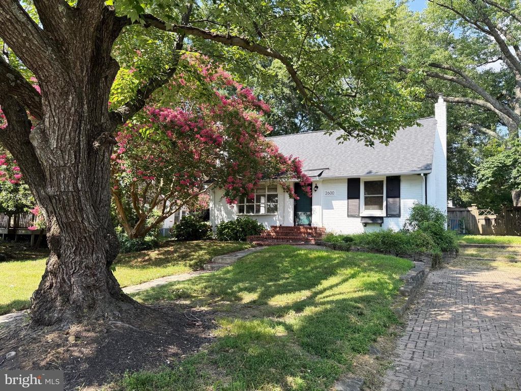 2600 STONE HEDGE DR, Alexandria, VA 22306