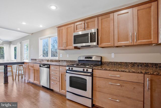 5967 BROOKS WOODS RD, Lothian, MD 20711