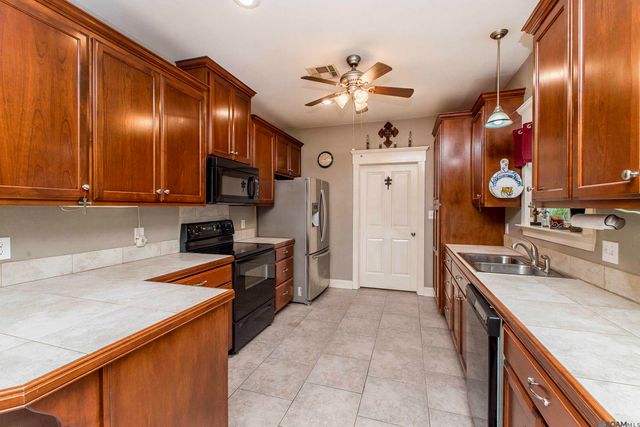 42389 Haltom Rd, Hammond, LA 70403