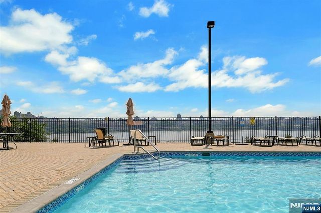 1512 Palisade Avenue 5B, Fort Lee, NJ 07024