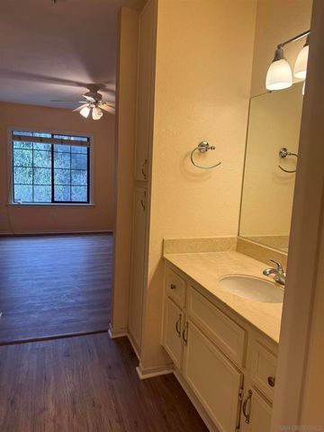 13294 Wimberly 228, San Diego, CA 92128