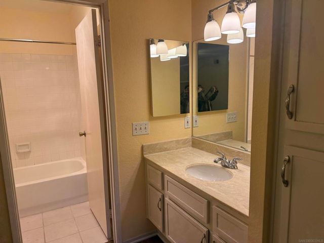 13294 Wimberly 228, San Diego, CA 92128