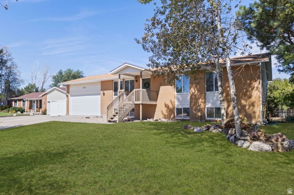 4288 W YORKSHIRE CIR, South Jordan, UT 84009 — photo 3