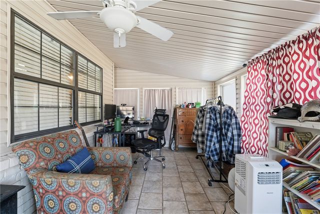 2260 Walnut Grove Road, Prairie Grove, AR 72753