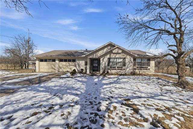 2260 Walnut Grove Road, Prairie Grove, AR 72753