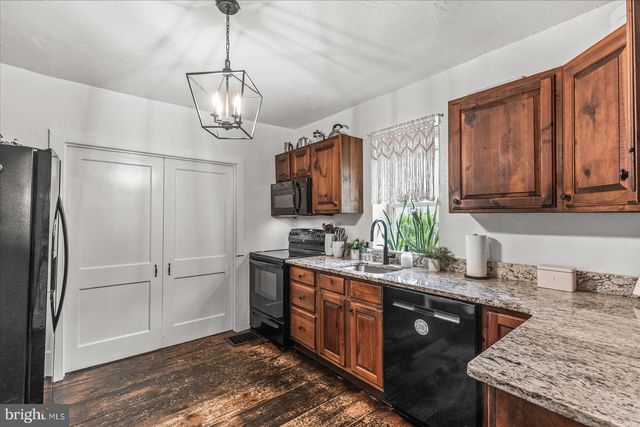 225 MAIN ST, York Springs, PA 17372