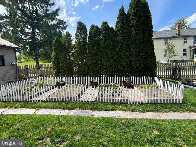 225 MAIN ST, York Springs, PA 17372