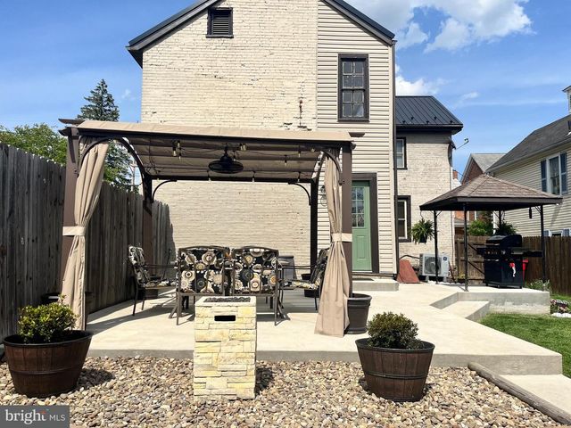 225 MAIN ST, York Springs, PA 17372