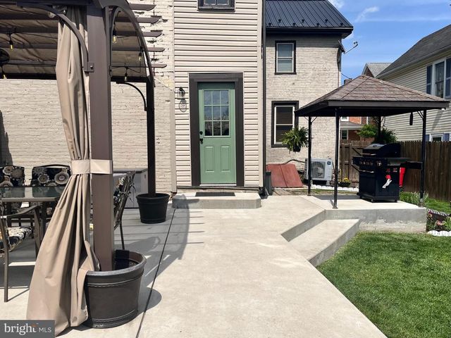 225 MAIN ST, York Springs, PA 17372