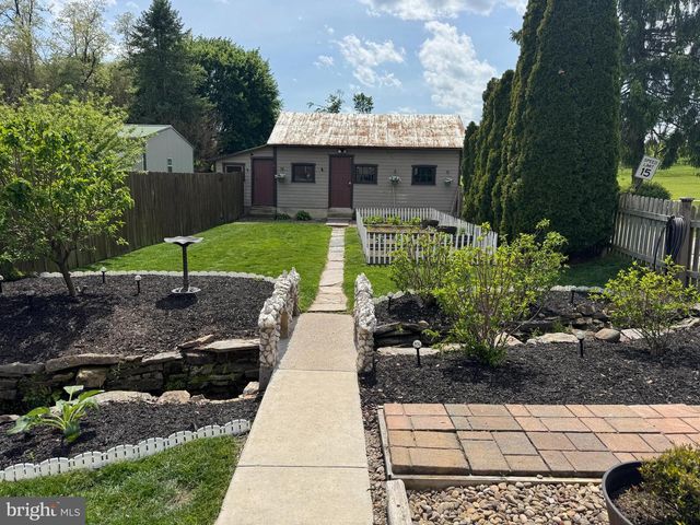 225 MAIN ST, York Springs, PA 17372
