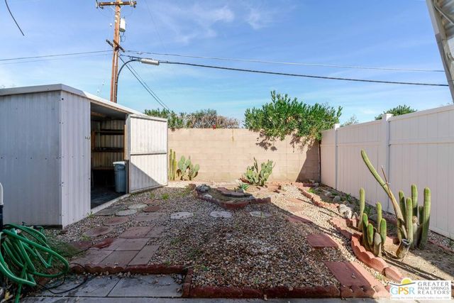 80 Dunes Circle, Cathedral City, CA 92234