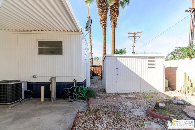 80 Dunes Circle, Cathedral City, CA 92234