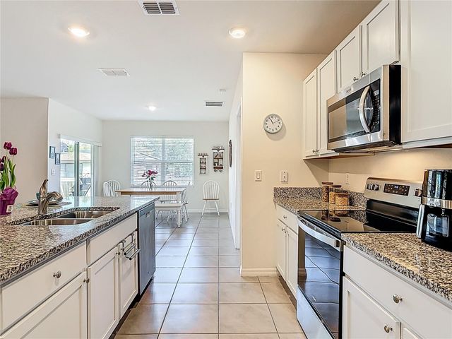 712 RED HAWK LANE, Deltona, FL 32725