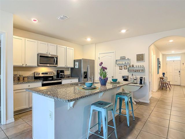 712 RED HAWK LANE, Deltona, FL 32725