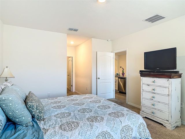 712 RED HAWK LANE, Deltona, FL 32725