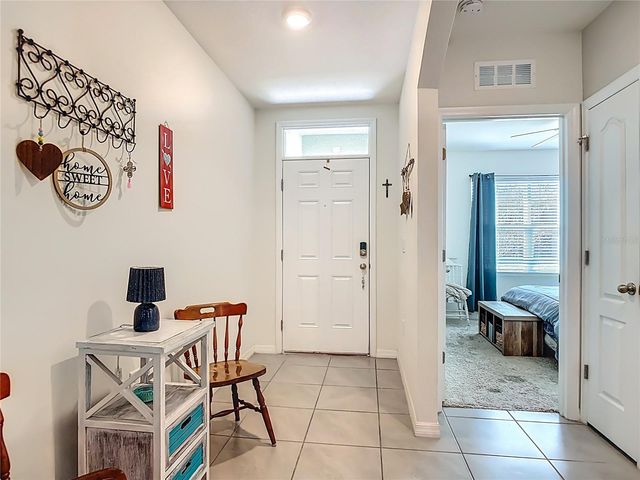 712 RED HAWK LANE, Deltona, FL 32725