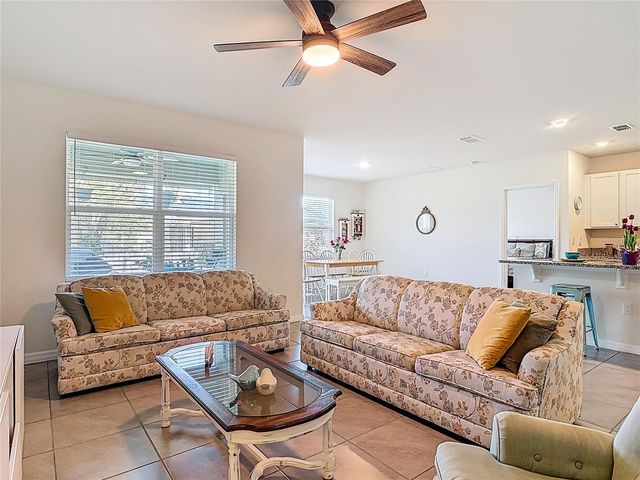 712 RED HAWK LANE, Deltona, FL 32725